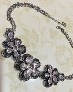 Beautiful flower necklace