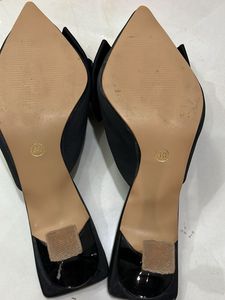 Black Bow Kitten size 40 Heels
