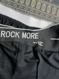 Black Jogger Pants "Rock More"
