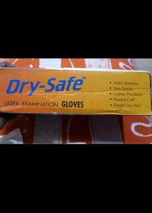 White Disposable Gloves