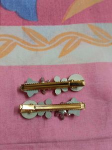 Floral Hair Clips &amp; Feather Clip -Set Of 3