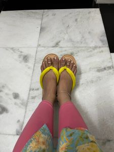 Max Classy Yellow Flip flops
