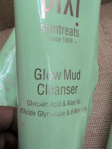Pixi Glow Mud Cleanser Each 500 No leakage