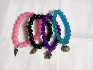 4 pair of colouring beads bracelets