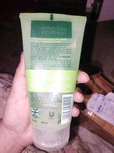 Simple Refreshing Face Wash