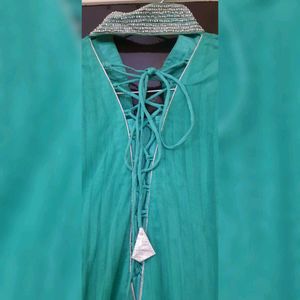 Elegant Green Embellished Ethnic Gown