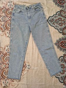 Light Wash High-Waisted Jeans
