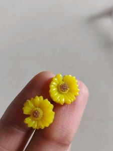 Unique Yellow &amp; Black Geometric Earrings