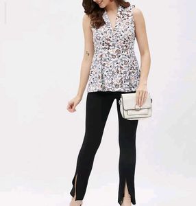 Chic Floral Sleeveless Top