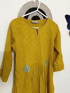 WOMEN'S KURTI