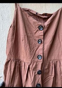 Price drop ⬇️Brand New 😍Button down sundress 🤎