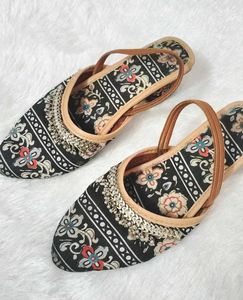 Floral Beautiful Heel 💖