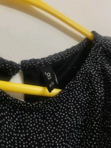 Chic Black &amp; White Polka Dot Top