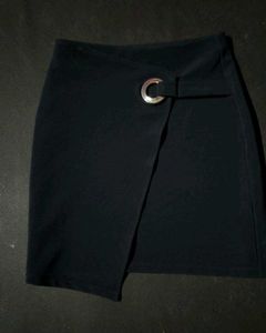 Chic Navy Blue Skirt with Ring Detail