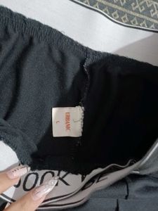 Black Jogger Pants "Rock More"
