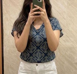 COBB Stylish Blue Printed Top