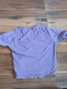 Cute Lavender Ribbed Ruched Top