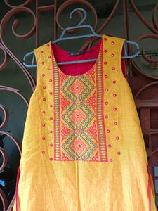 Branded Sweet Yellow Colour Kurta 💛❤️💛❤️