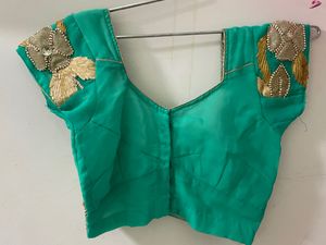 Chiffon Saree With Patch Work On Border And Center Stitched Blouse