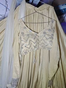 heavy silk lahanga choli set with dupatta