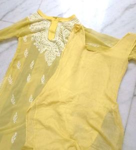 Chikankari Kurti