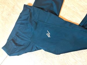 Athletic Leggings with Pockets