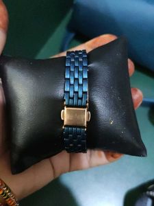 Stylish Blue Metal Strap Watch