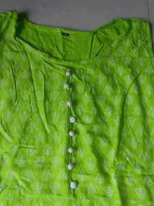Lime Green Printed Sleeveless Kurta