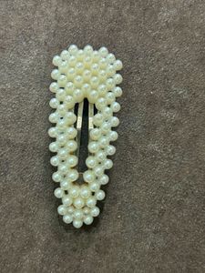 Elegant Pearl Hair Clip