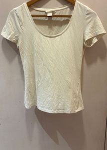H&m Scoop Neck T-Shirt - Size Small