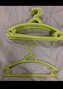 Set of 22 Plastic Hangers