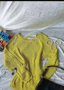 Forever 21 Sweat Shirt