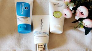 Neutriderm Pre-Makeup Skincare Combo, Vitamin E Moisturiser  And Dermavive Hydra Cleanser Lotion (Combination)