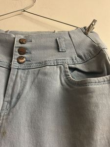 Light Wash High Waist Jeans