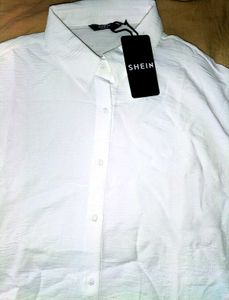 Chic White Short Sleeve Button-Down Blouse