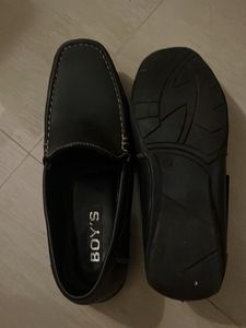 Black Leather Shoes | UK 7 | Like New