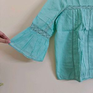 🆕 Beautiful Blue Bell Sleeve Crop Top