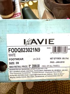 Lavie Shoe Unused Just Slight Peel Only Inside Par
