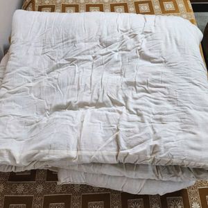 Heavy Off White Quilt With Cover
