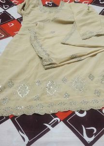 zari  and pearl work Elegant Beige Salwar Suit