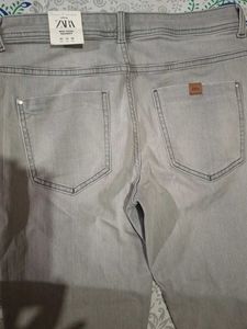 Zara Grey Denim Jeans