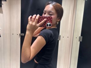 Chic Black Cropped Top