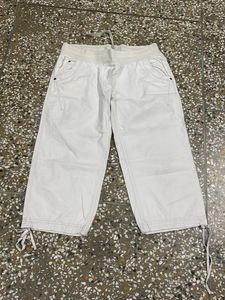 Stylish White Capri and crop top for Women