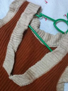 Cozy Savana Knit V-Neck Vest Sleeveless Top