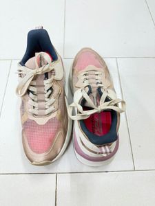 Stylish Women's Sneakers