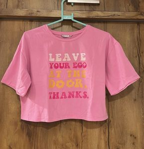 Pink Graphic Print Cropped Tee