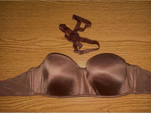 Strapless Bra with Detachable Straps