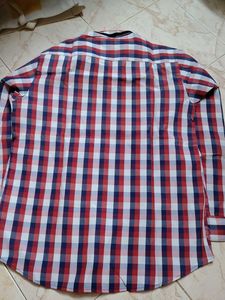 L Mens Classic Plaid Button-Up Shirt