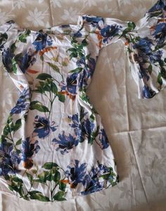 Chic Floral Print Off-the-Shoulder Dress