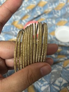 Gold Tone Bangle Set